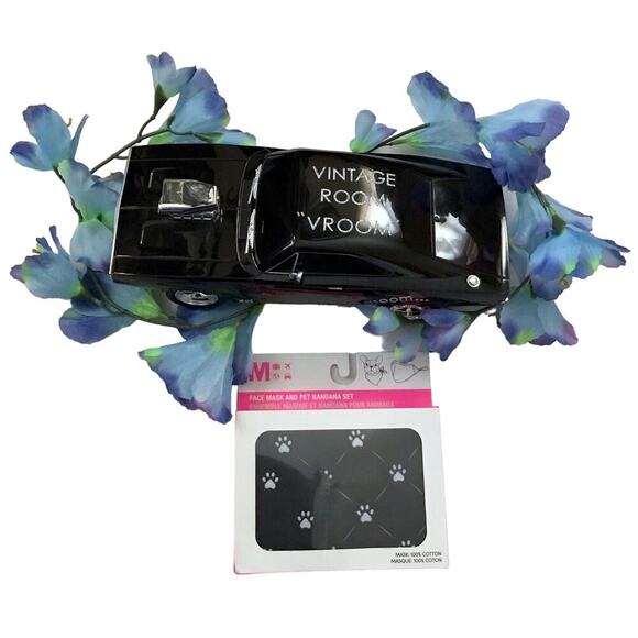 My Tagalongs Face Mask and Pet Bandana New In Package Set - Picture 1 of 3